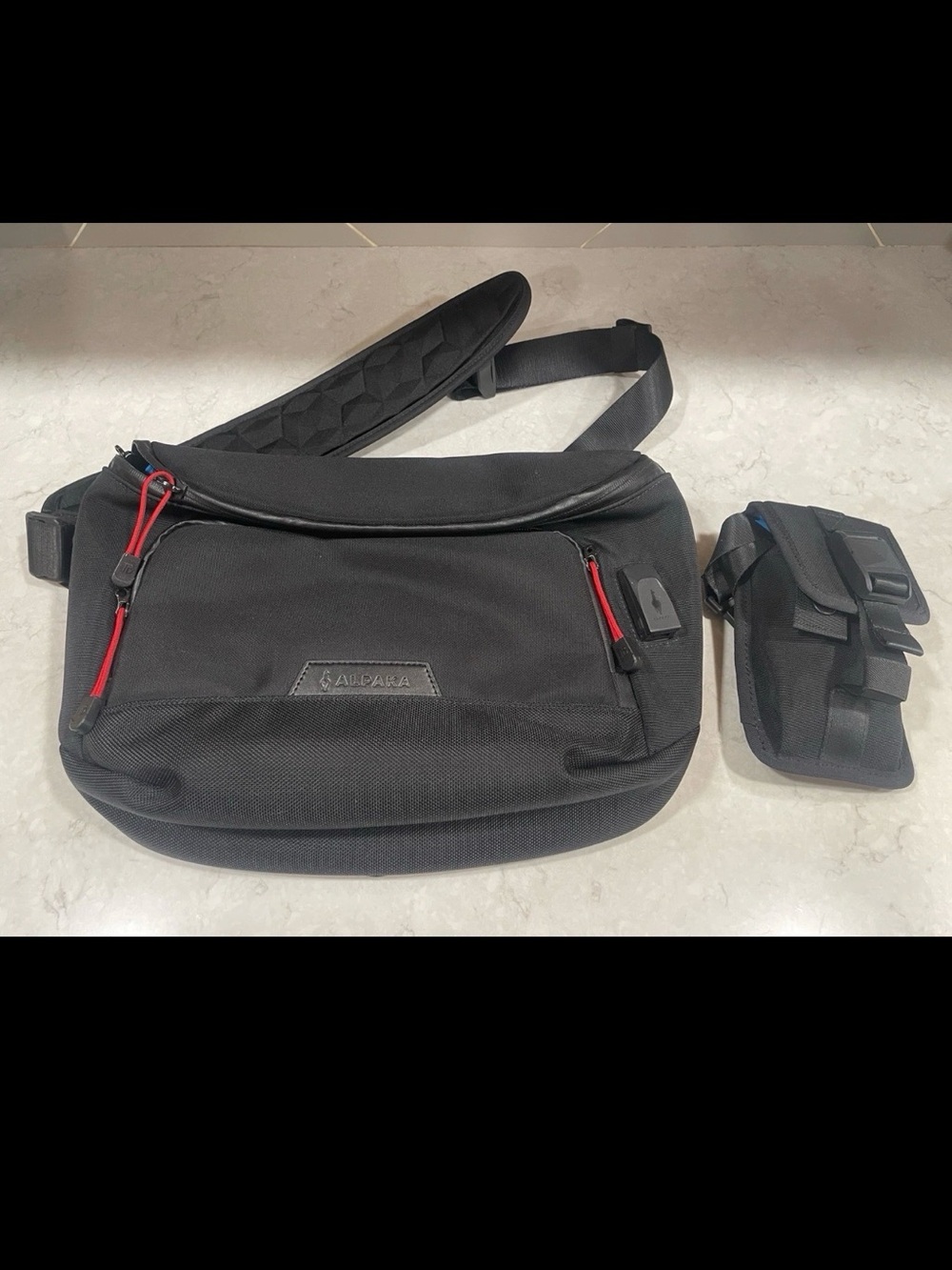 Alpaka Bravo Sling Max, black and blue, tech organizer,